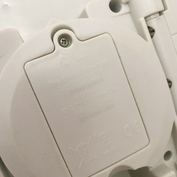 DISNEY Toybox Star Wars Millenium Falcon - Picture 12 of 16